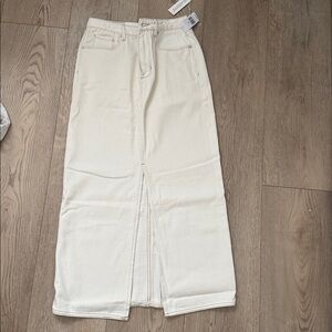 NWT Blank NYC Ecru denim maxi skirt with front split Bohemian Casual Cottagecore